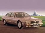 Jaguar XJ8 1997 года